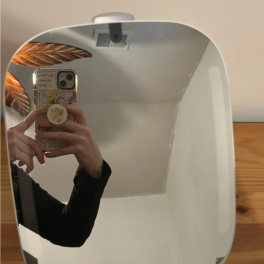Hi Mirror smart mirror, Skin Analyzer, LED light